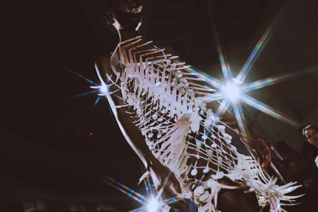 Laiza de Moura abre desfile do Ponto Firme no SPFW N55 Moda