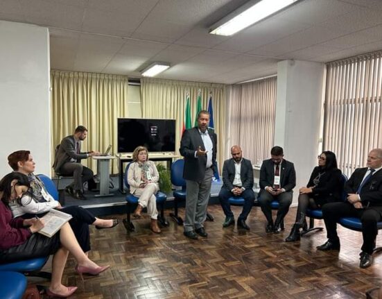 Em Porto Alegre e no Rio de Janeiro Notícias