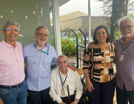 Homenagem a Fernando Peregrino Colunismo Social