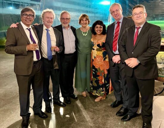 Prêmio Álvaro Alberto Colunismo Social