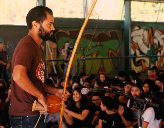 Fio da Navalha usa arte-educação para inclusão social e artística na Estrutural Eventos