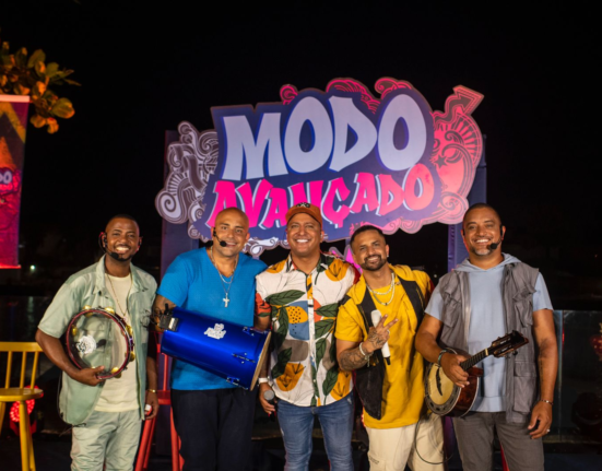 Clareou lança “X da Questão” com Renato da Rocinha Moda