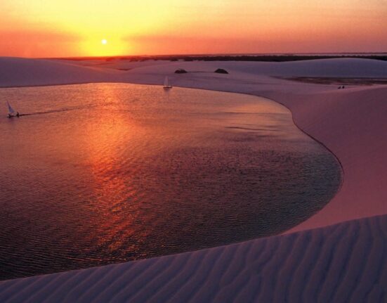 Cinco experiências únicas que os Lençóis Maranhenses proporcionam Empreendimentos de Luxo