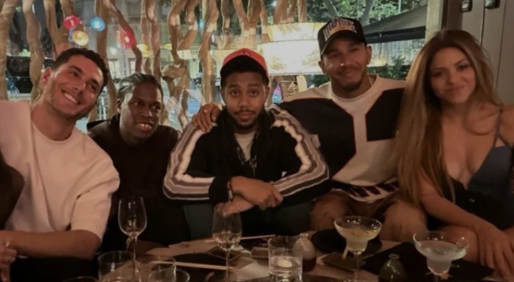 Shakira e Piqué são vistos juntos novamente. O que a astrologia diz sobre um possível romance? Celebridades