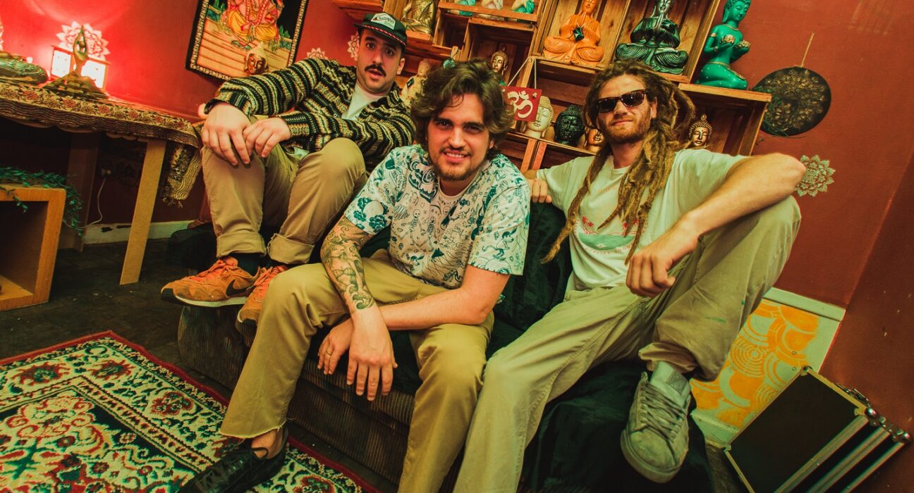 Banda AôA lança o clipe "Norte a Sul" Música