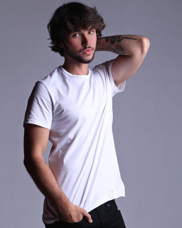 TikToker participante da Mansão Vix entra para Privacy Beleza