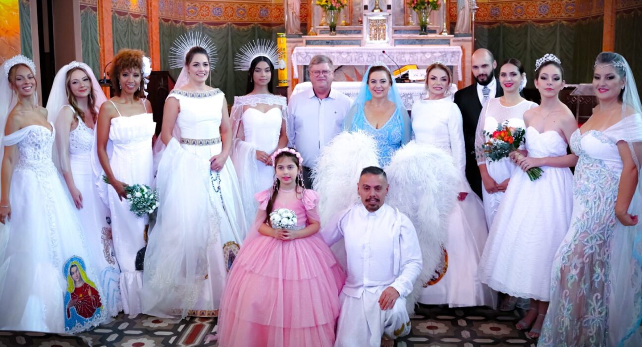 Estilista Edson Eddel promove o primeiro desfile de noivas do mundo dentro de uma igreja Moda