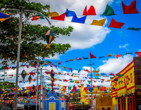 Arraial da Dignidade do Instituto Bira Padilha leva alegria e benefícios às pessoas em situação de vulnerabilidade Internacional