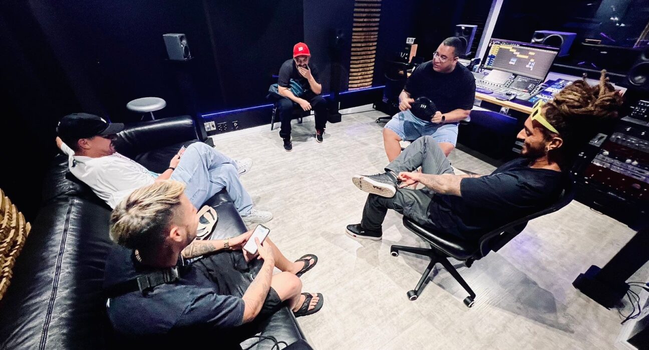 Thiago Martins se junta à 1KILO em novo projeto musical Música