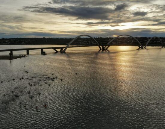 Desafio Jacanoá: Lago Paranoá recebe ultramaratona aquática em 20 de agosto Eventos