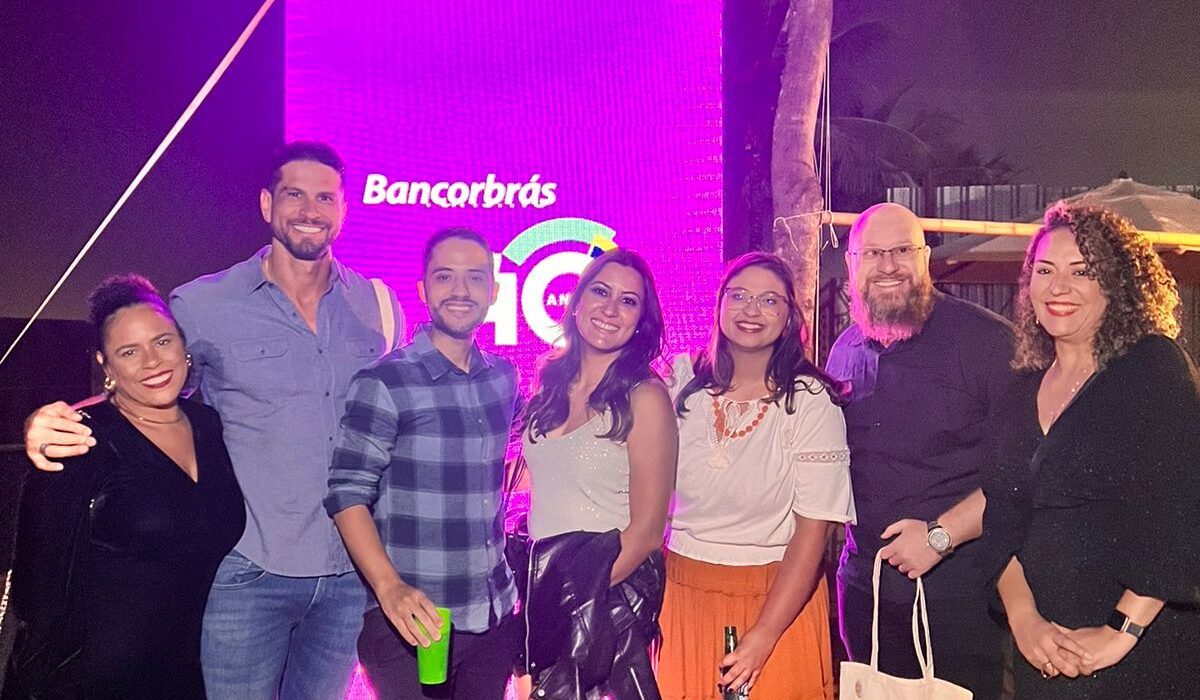 Bancorbrás celebra 40 anos Colunismo Social