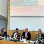 Simpósio, em Lisboa Colunismo Social