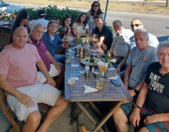 Homenagem Colunismo Social