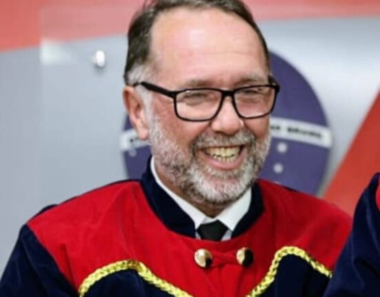 Cerimônia festiva Colunismo Social