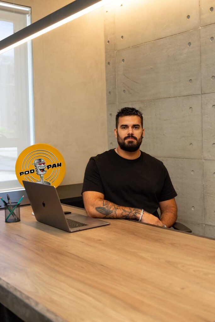 Podcasts e Videocasts: Como os formatos se uniram para se tornarem mais completos? CEO do Podpah explica Notícias