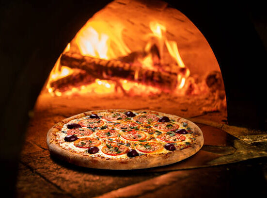 Dia Internacional da Pizza: Projetos de fornos para preparar a pizza perfeita Eventos