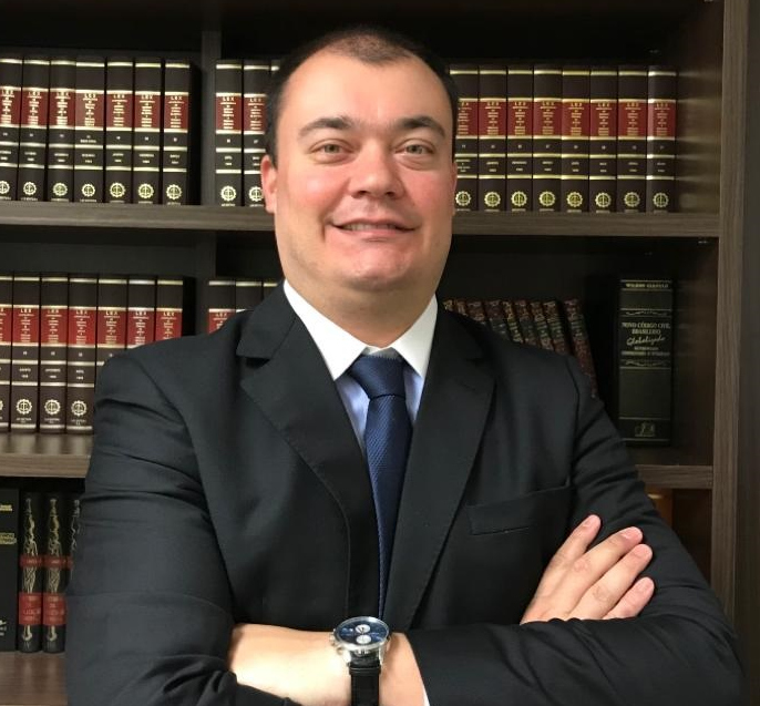 Caso Larissa Manoela: implicações legais esbarram até na esfera penal Celebridades