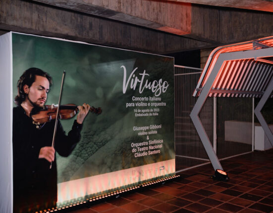 A Embaixada da Itália em Brasília realiza um grande concerto italiano para violino e orquestra com o jovem talento Giuseppe Gibboni empreendedores