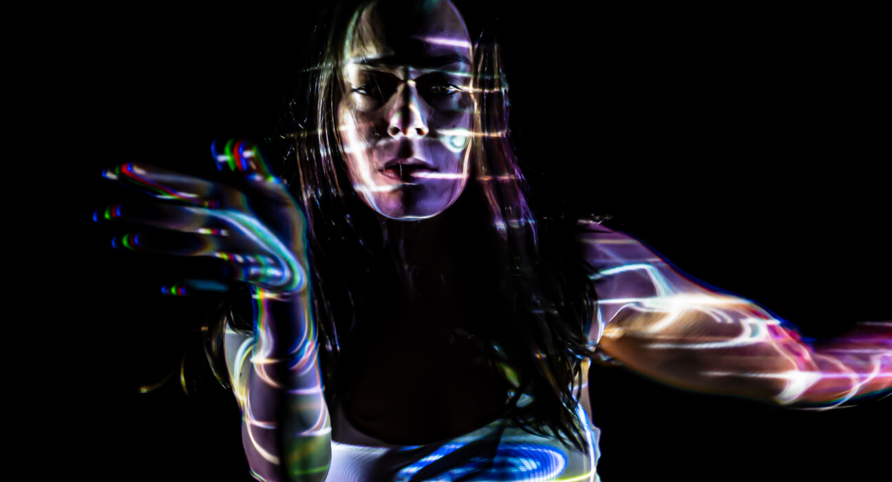 Cantora Laura Zennet lança nova música Música