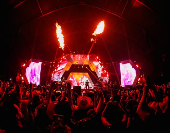 Isso É Churrasco On Fire: Fernando e Sorocaba levam a magia do "open churras" e da música sertaneja a Belo Horizonte construção