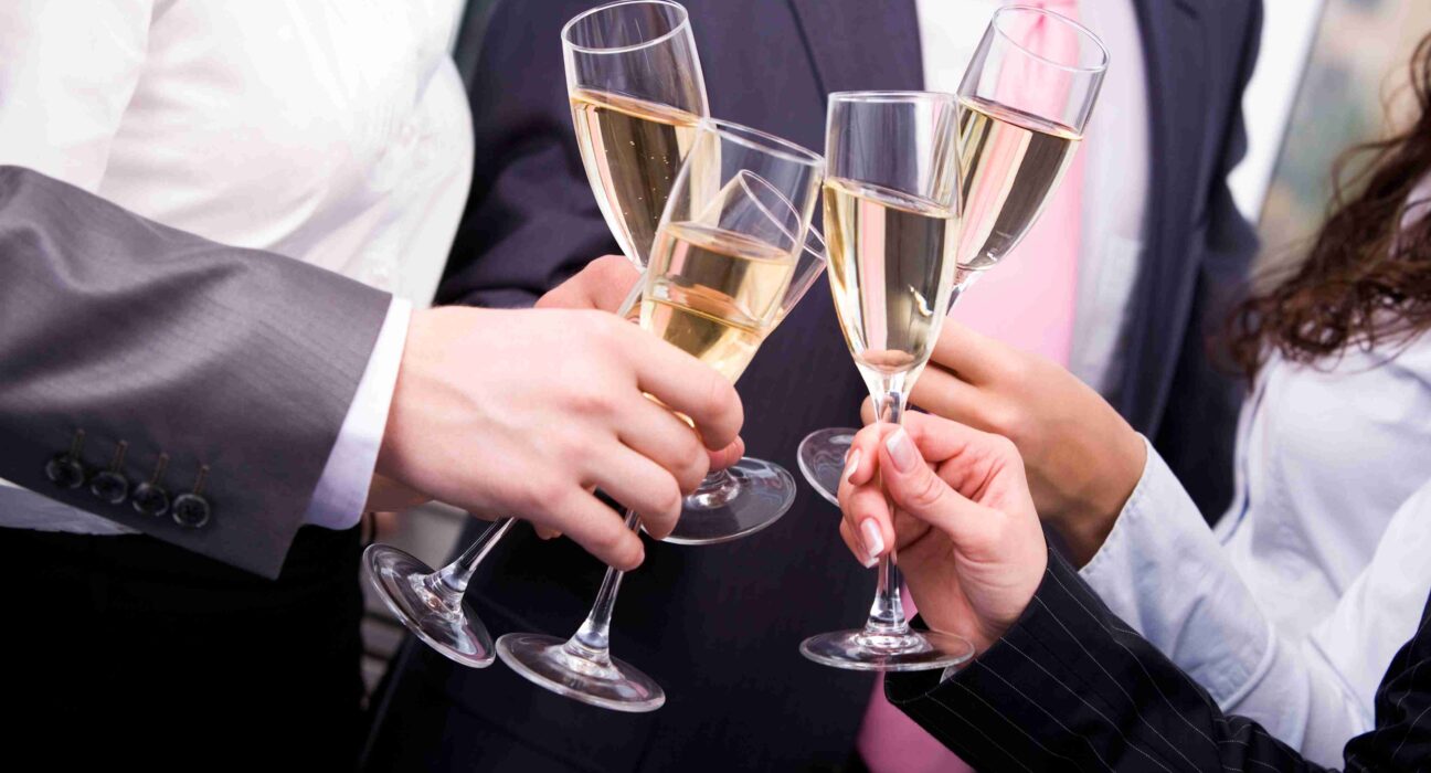 Cinco bons motivos para organizar a festa de fim de ano da empresa Eventos