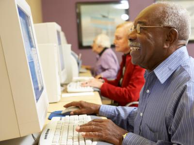 Inclusão Digital: CEUB oferece curso de informática gratuito para público 60+ Educação