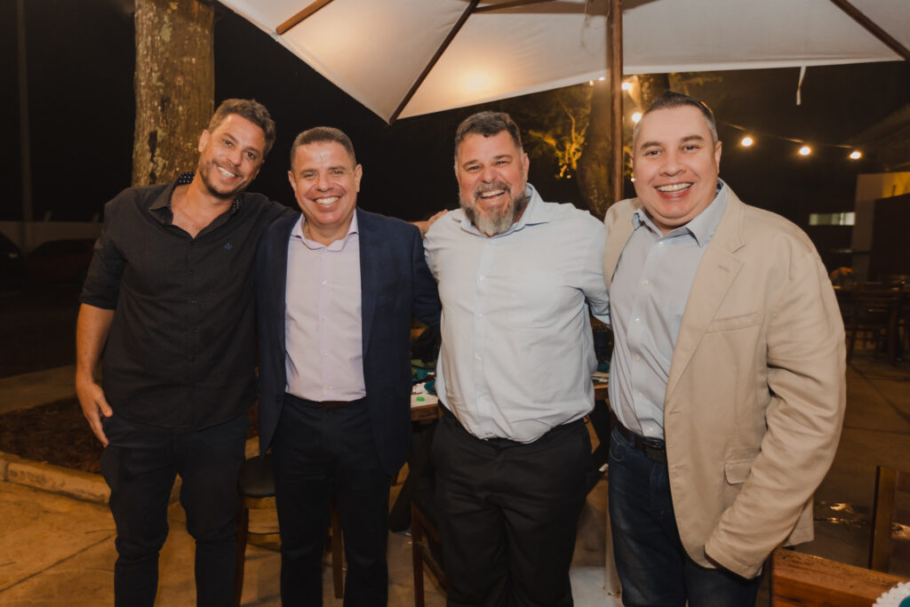 Villa Boechat recebe 300 convidados em festa de lançamento do novo espaço de eventos da casa Colunismo Social