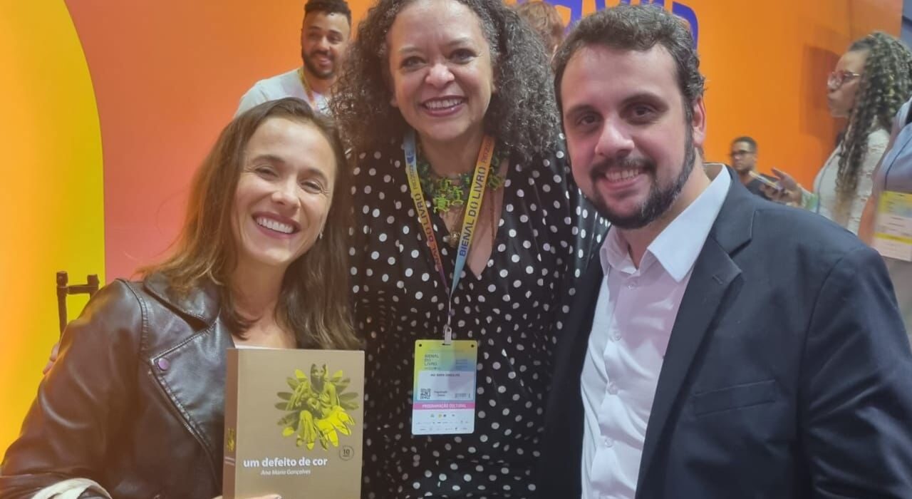 Literatura Colunismo Social