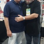 Autógrafos na Bienal Colunismo Social