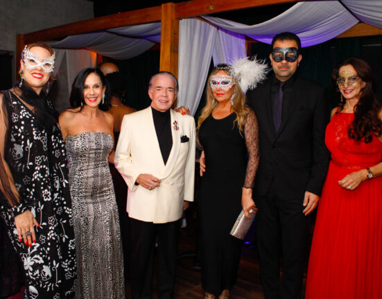 Baile de Máscaras Luxus Magazine : um toque de classe e benemerência na agenda social paulistana Internacional