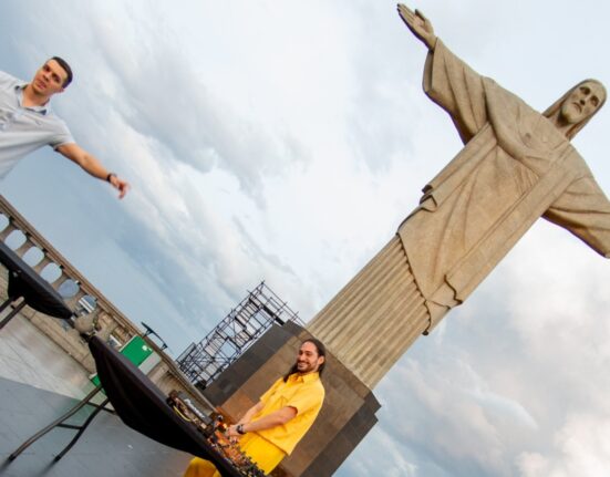 O Cristo Redentor De Braços Abertos Para a Música Eletrônica Notícias