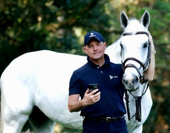 Streaming Ride2Play! quer tornar esportes equestres tão populares quanto a Fórmula 1 e Champions League Exposição