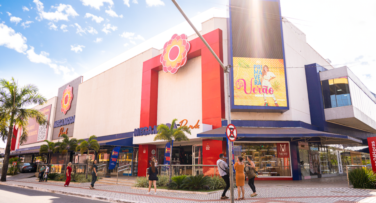 Mega Moda recebe crianças do Hospital Araújo Jorge para ação especial Moda