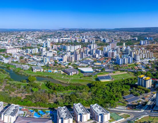 Caldas Novas completa 112 anos com R$ 150 milhões em obras e programação festiva Eventos