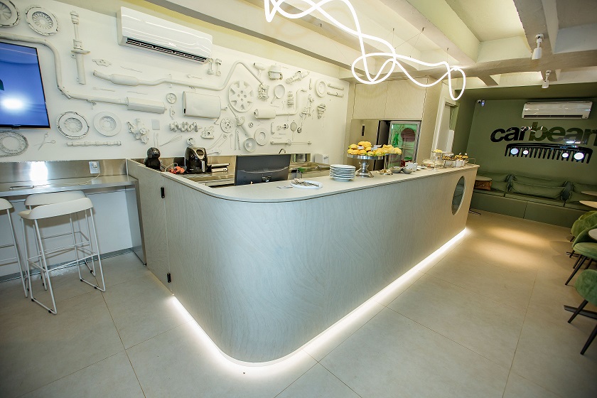 Carbearia: inovador empreendimento brasiliense oferece soluções para o acelerado cotidiano do público masculino urbano Beleza