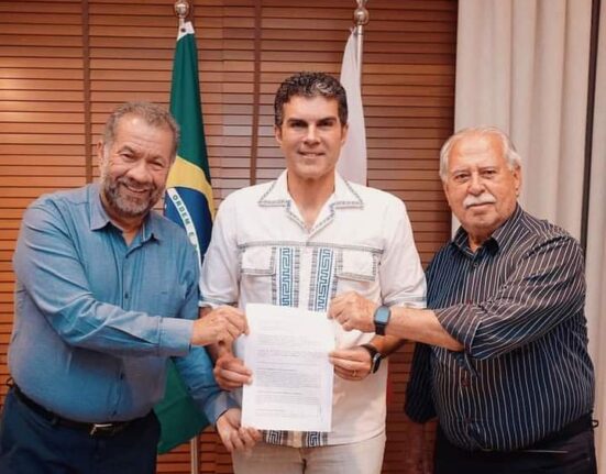 Lupi, em Belém Colunismo Social