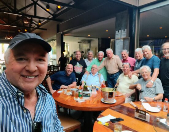 Pintassilgos, em Niterói Colunismo Social