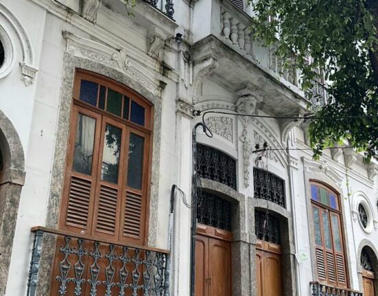 Casarão restaurado, na Lapa Colunismo Social