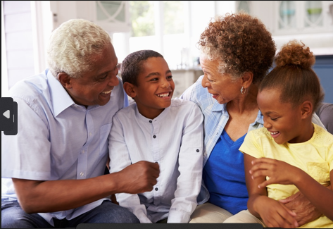 Como evitar a exaustão dos avós que cuidam dos netos? Saúde