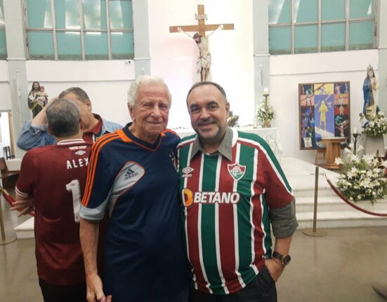 A missa pelo Fluminense Colunismo Social