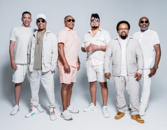 Grupo Revelação lança “Revela Samba Beach - Labo B” Geral
