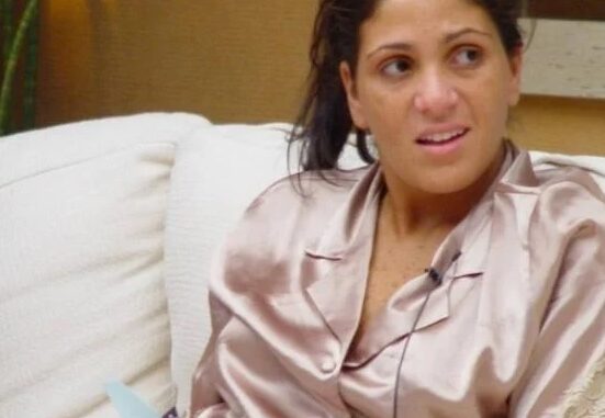 Leka, do BBB1, reflete sobre compulsão alimentar e bastidores dos reality shows Celebridades