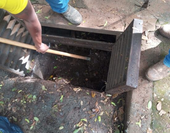 Administração do Plano Piloto faz trabalho de tapa buraco nas ruas da cidade Geral