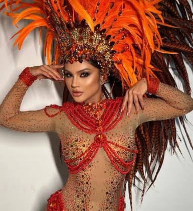 Mileide Mihaile deslumbra no ensaio da Grande Rio com look exclusivo de 130 Mil cristais Carnaval