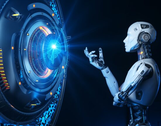 O que os brasileiros aprenderam na Coursera em 2023 e as habilidades mais exigidas em 2024 Carnaval