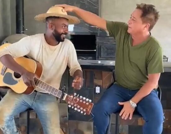 Quem é o pedreiro que aparece em vídeo com Leonardo? Notícias