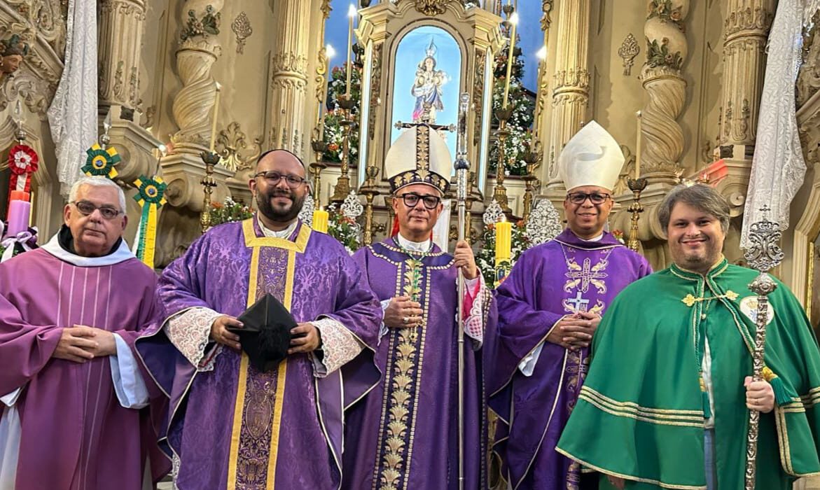 Preparação para a Semana Santa Colunismo Social