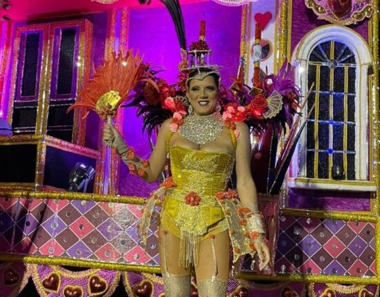 Destaque intersexual, Laudineh de Oliveirah será destaque central da Barroca Zona Sul Carnaval