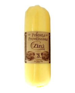 Desenvolvida pela Zini Foods, polenta já vem pronta para uso, reduzindo custos de produção, armazenamento e distribuição A Zini Foods, divisão da Zini Alimentos voltada ao segmento de food service, oferece a Polenta Lunella uma opção para atender profissionais da cozinha, bares, restaurantes, buffets e empresas que buscam praticidade, qualidade e um produto diferenciado capaz de ampliar as opções do cardápio e aumentar o lucro desses estabelecimentos. Graças ao exclusivo processo de cozimento contínuo em Turbo que submete o milho à temperatura de gelatinização pelo processo HTST permitindo a preservação dos seus princípios nutricionais, a Polenta Lunella é uma fonte saudável de carboidratos, não possui o amargor do fubá e pode ser finalizada de diversas formas: frita, grelhada, aquecida ou assada. Sem necessitar de refrigeração e disponível em embalagens de 1kg, a Polenta Lunella é uma grande aliada dos chefs, pois elimina a seleção e compra de fubá, seu controle microbiológico, a operação de cocção e limpeza dos utensílios usados no preparo do rato. Além disso, é um alimento de grande versatilidade já que pode ser servida como petisco, entrada ou acompanhamento, sendo uma opção econômica com grande potencial gastronômico. A Polenta Lunella está disponível no Mercatone Zini que fica aberto diariamente, 24h, na Rua Manoel Pinto de Carvalho, 161, no Limão (SP), pelo site www.zini.com.br e em marketplaces. Gastronomia