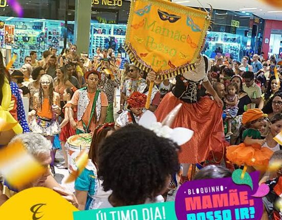 Festa para foliões 60+ anima o Boulevard Shopping Carnaval